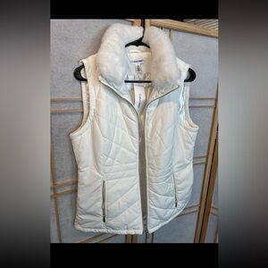 Calvin Klein Women's Ivory Quilted Vest